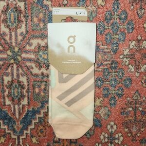 Mens On Running No Show Athletic Socks